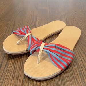 New Havaianas You St. Tropez beachy glam flip flip sandal, never worn, size 7/8